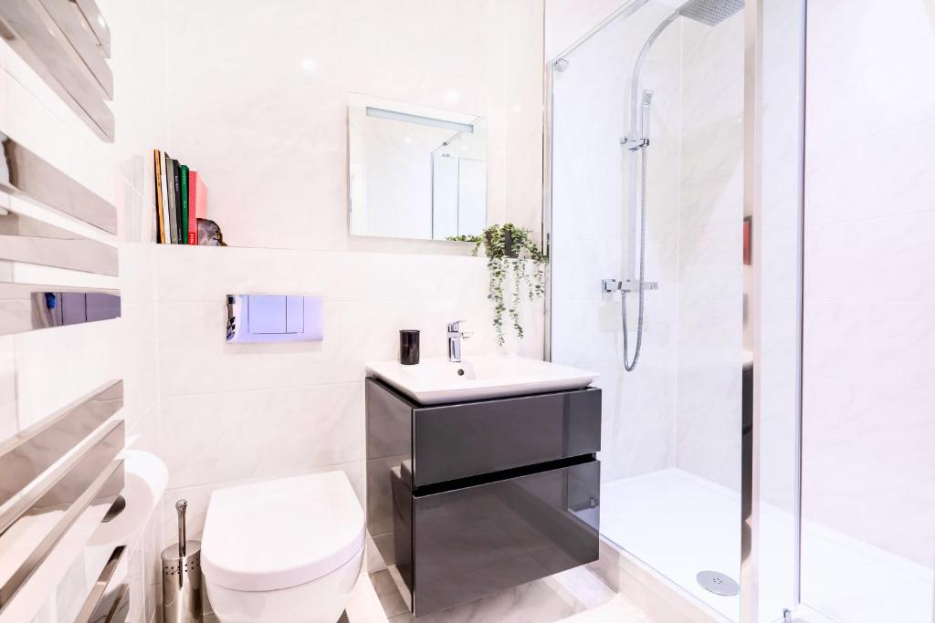 The Bloomsbury Residences room 4